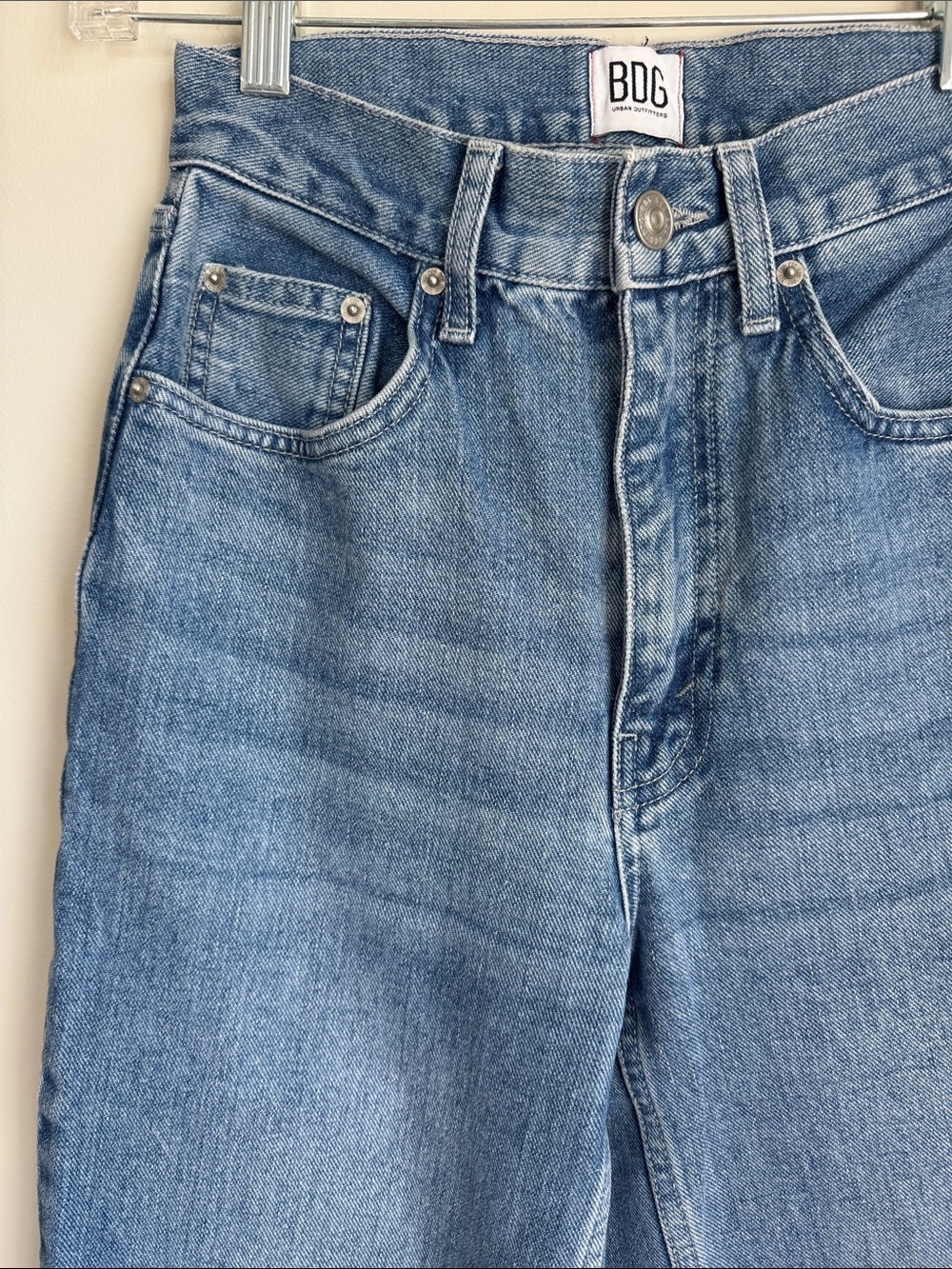 BDG High Rise Baggy in Medium Denim - Picture 2 of 5